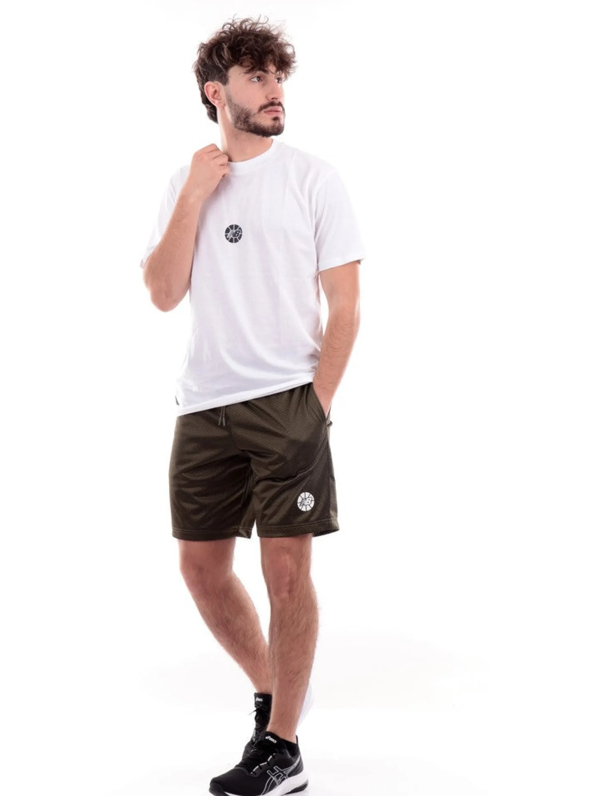 NEW BALANCE Bermuda*Bermuda verdi militare da uomo Hoops Ess. Fundamental Short MS23583