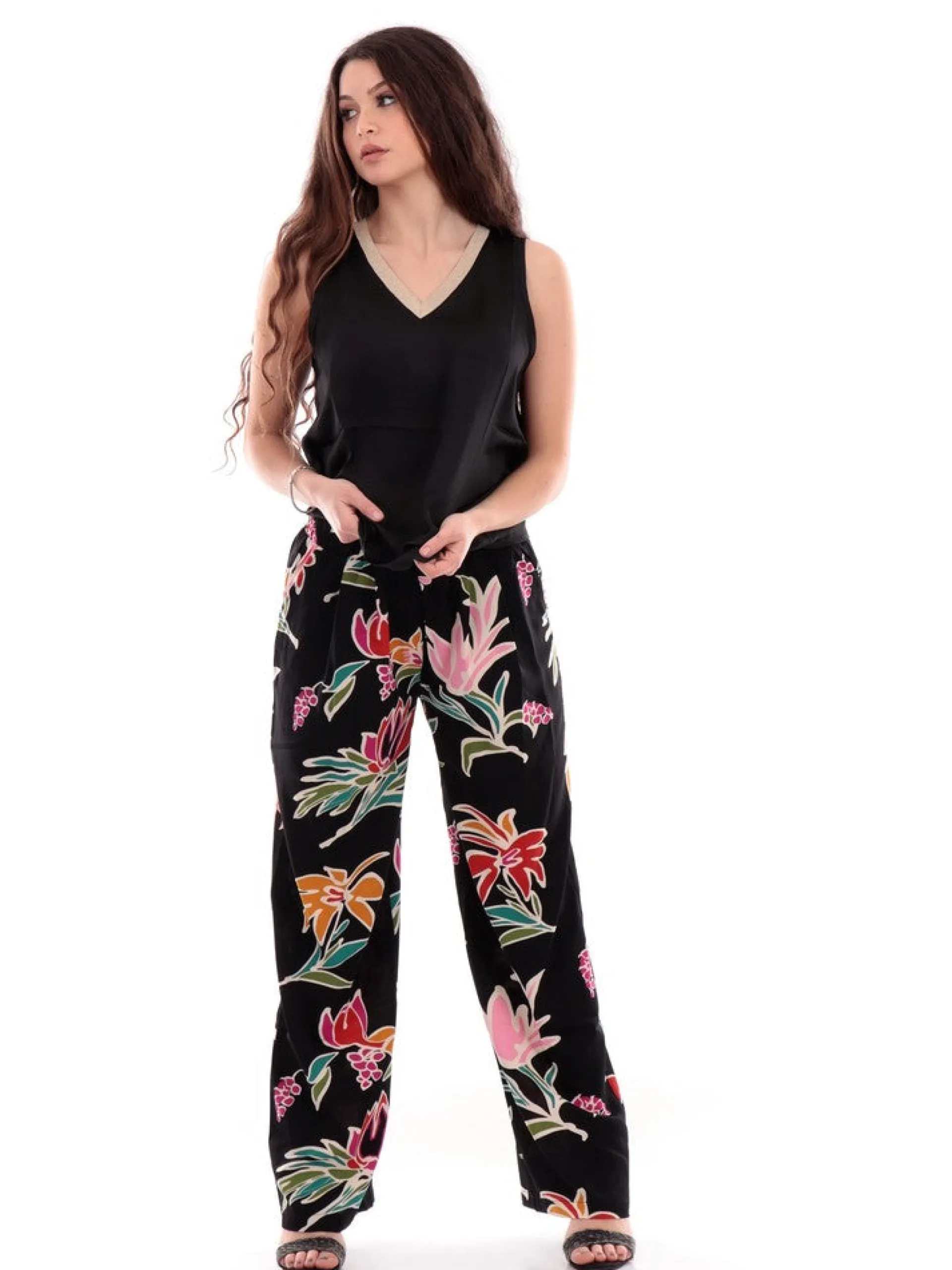 MOLLYBRACKEN Maglie*Canotta Raso Nera scollo a V con profilo oro lurex Molly Bracken MWS115CP