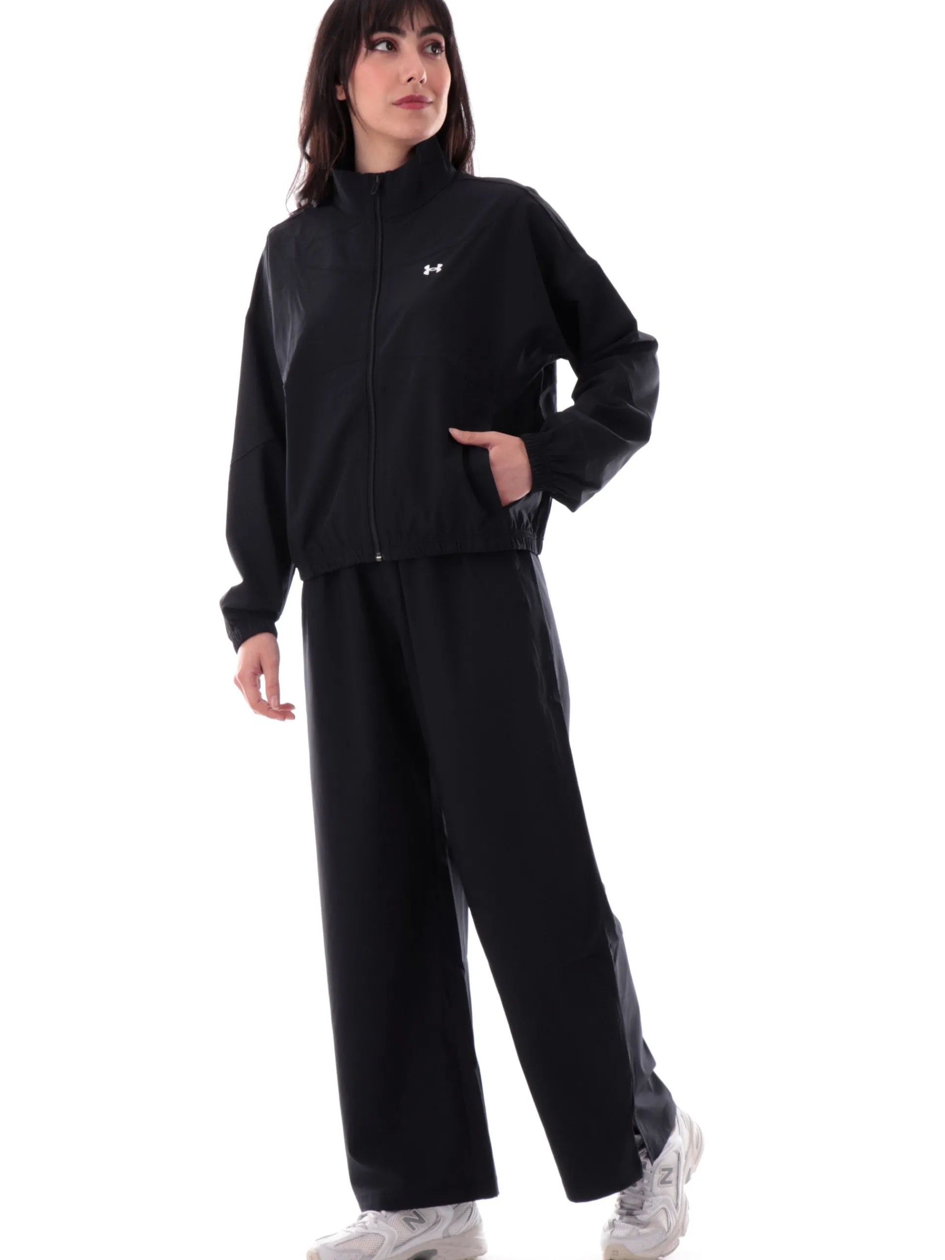 UNDER ARMOUR Giubbini*Giacca nera da donna tecnica Rival Woven 13896310