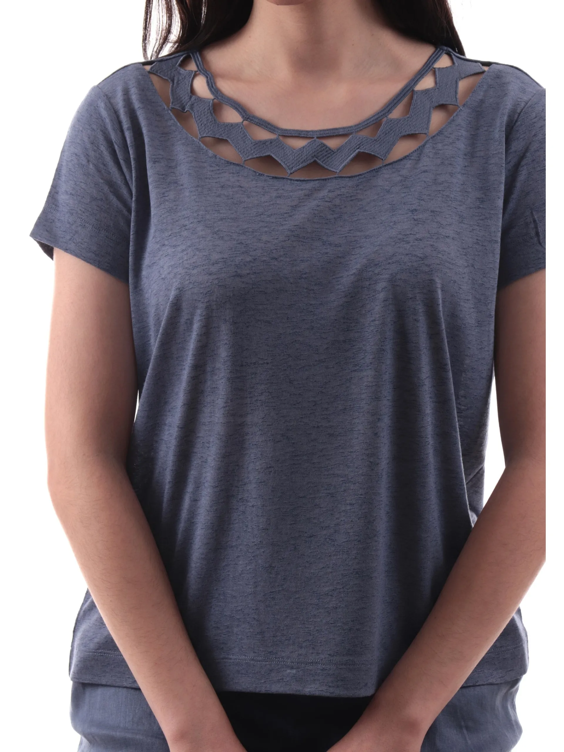 ANIS Maglie*Maglia celeste con collo traforato zig zag 251C1497287