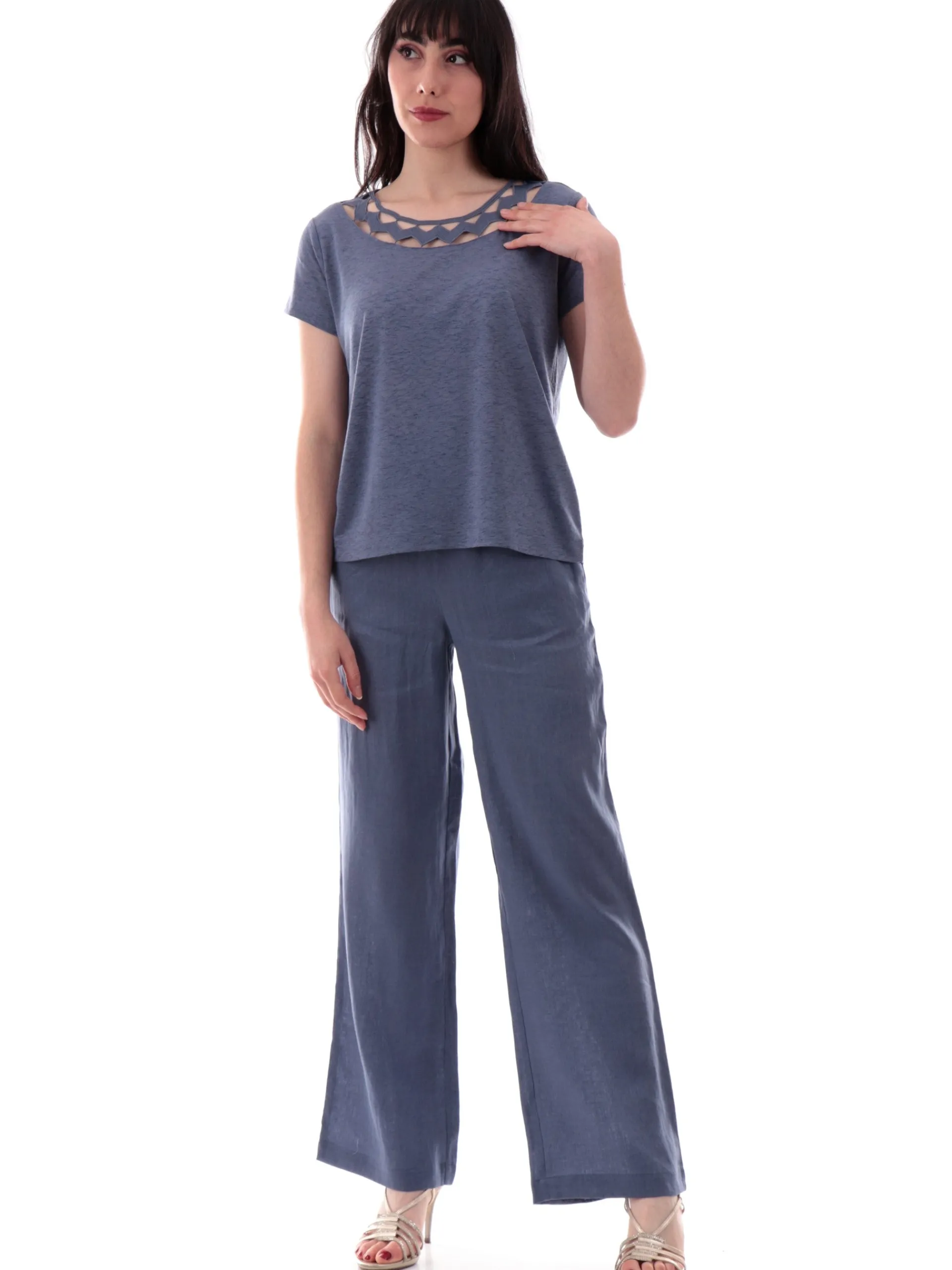 ANIS Maglie*Maglia celeste con collo traforato zig zag 251C1497287