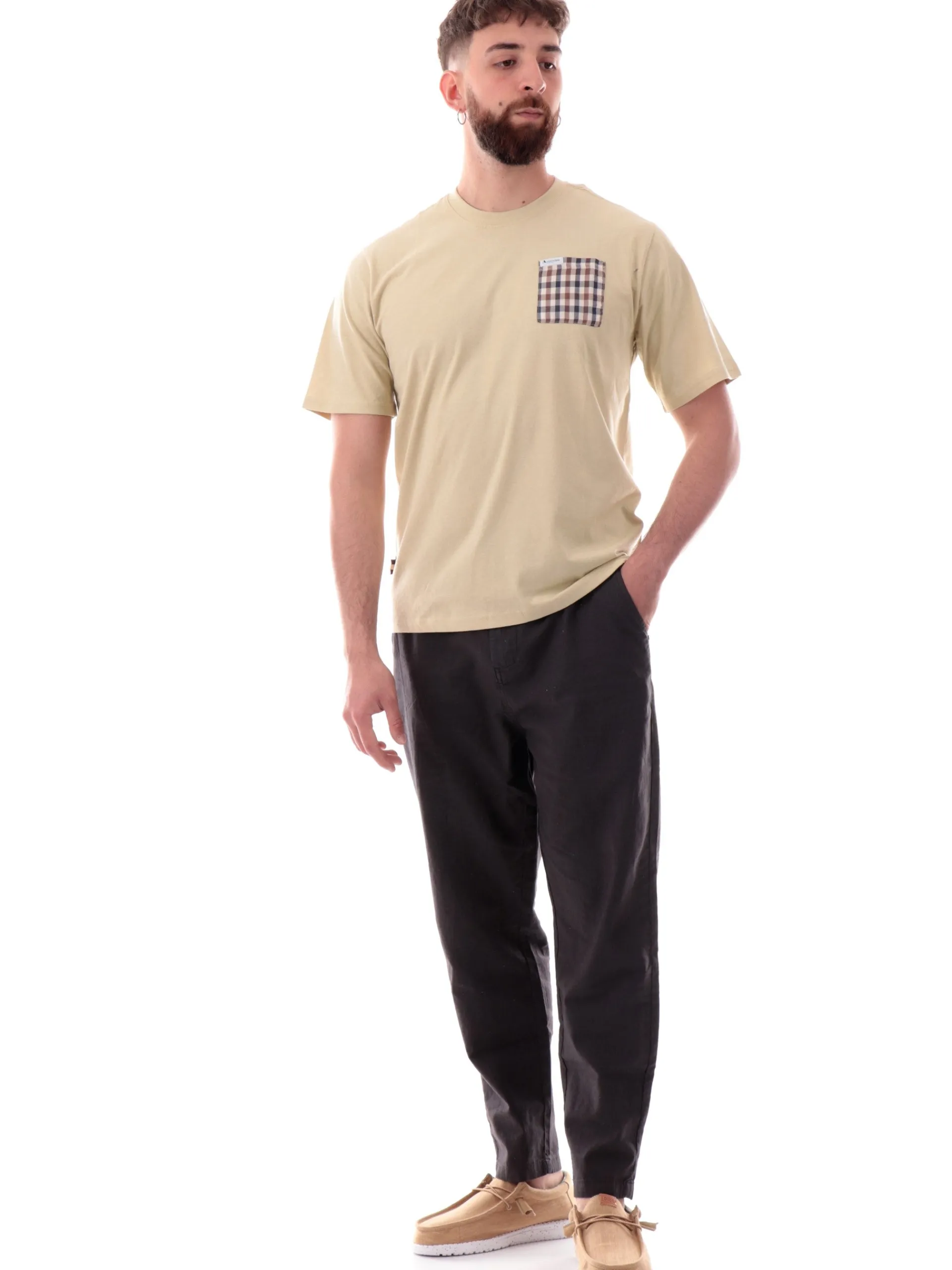 AQUASCUTUM T-Shirt*Maglia beige da uomo con taschino a quadri AAB005TS007
