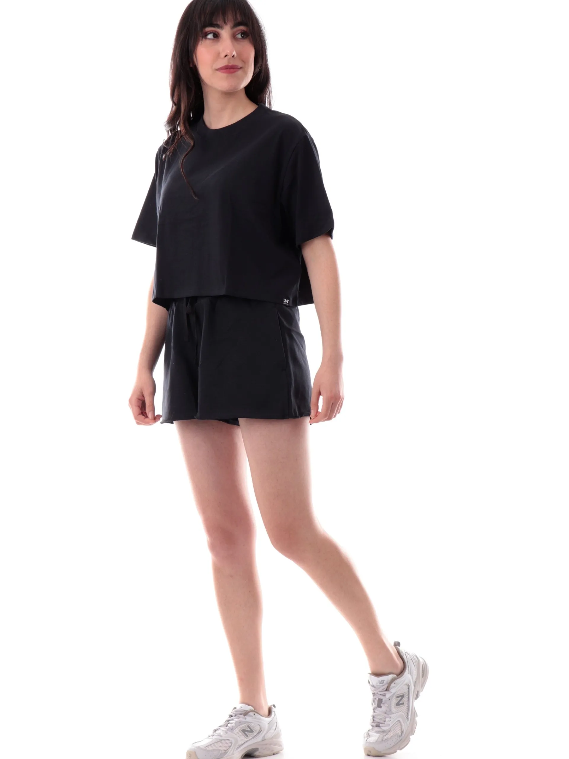 UNDER ARMOUR T-Shirt*Maglia crop nera da donna vestibilità morbida 13897210