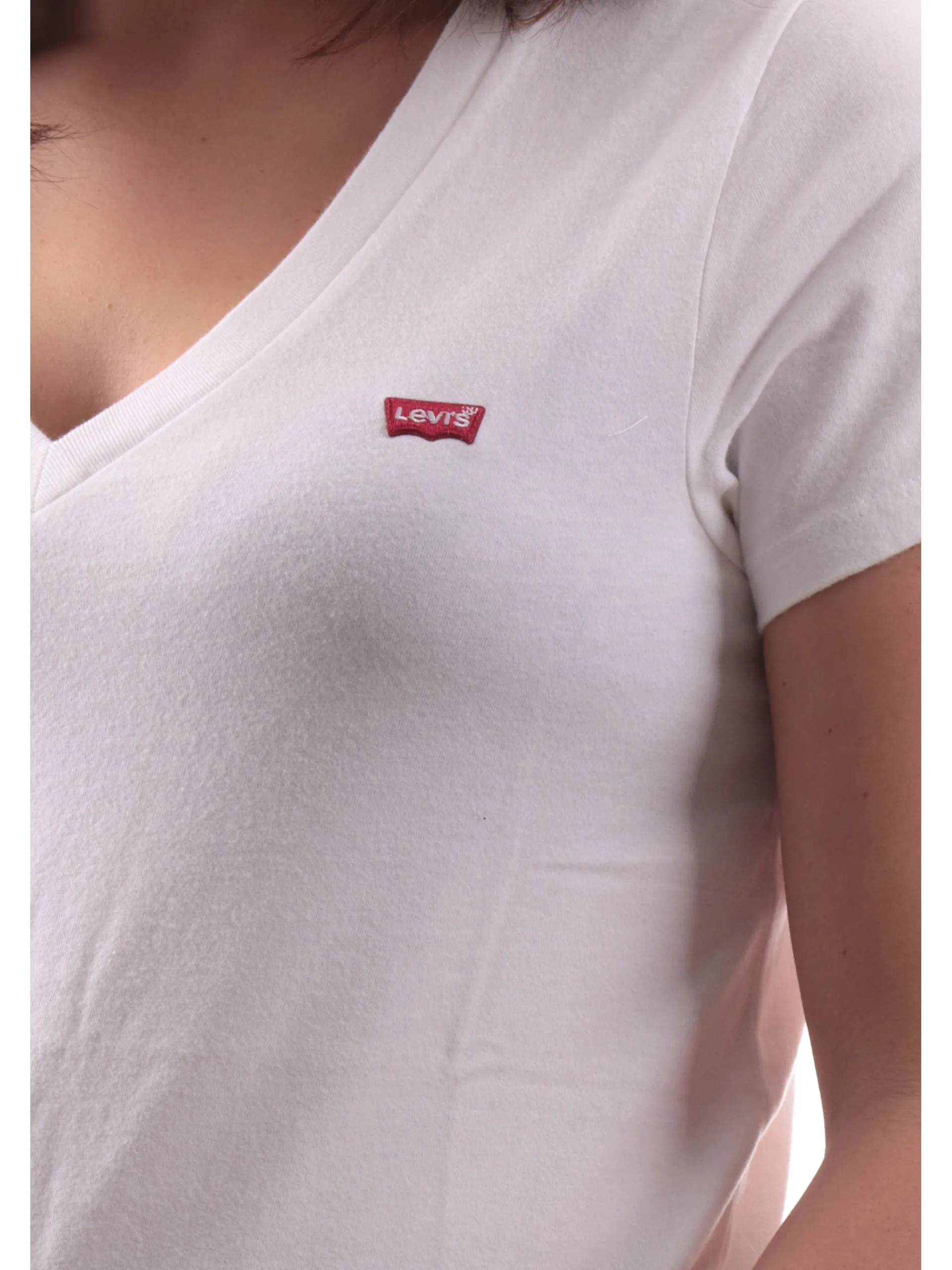 LEVIS T-Shirt*Maglia scollo a V bianca da donna con patch rosso 8534100