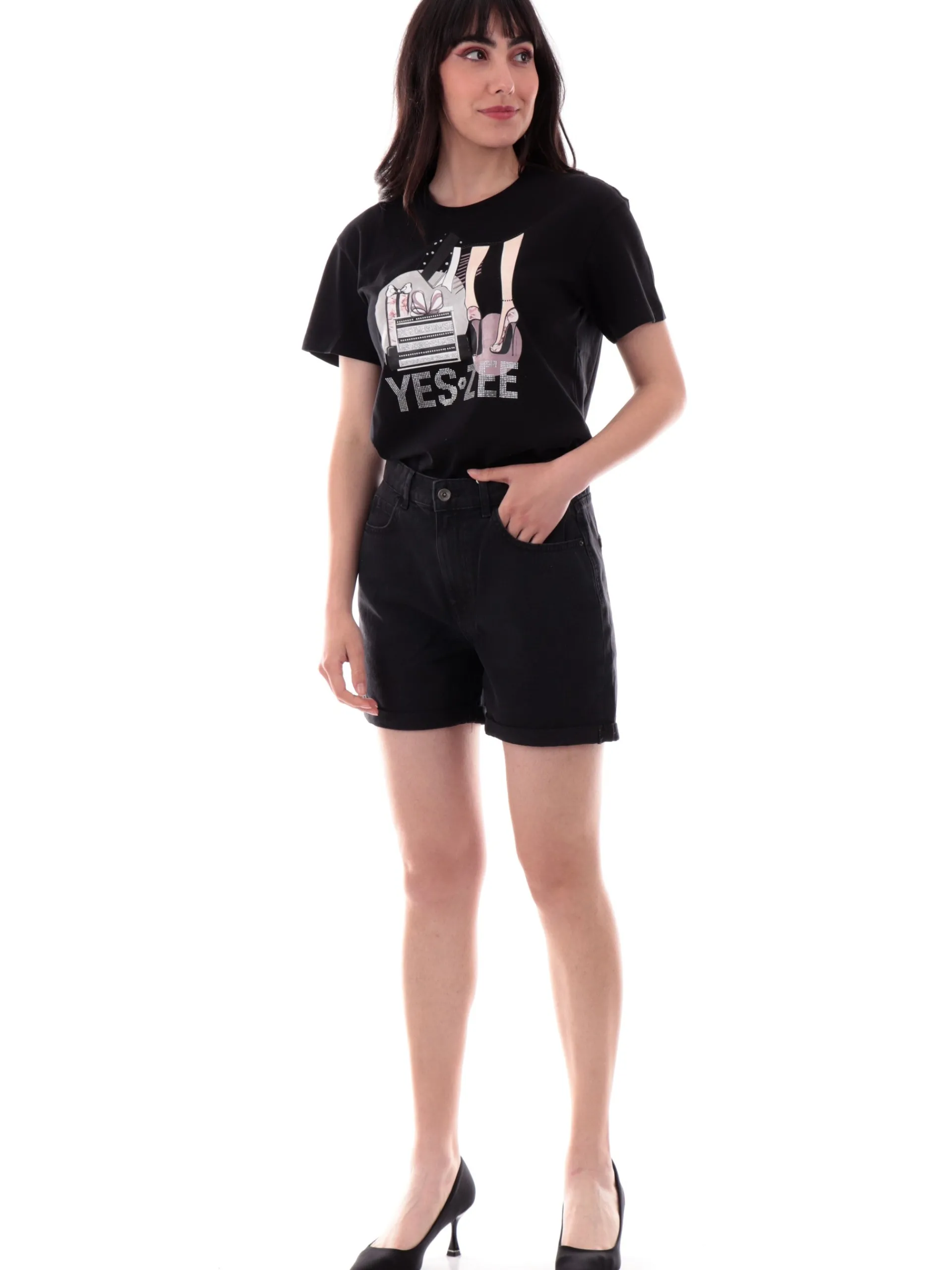 YES ZEE T-Shirt*Maglia nera girocollo da donna con strass T269S100