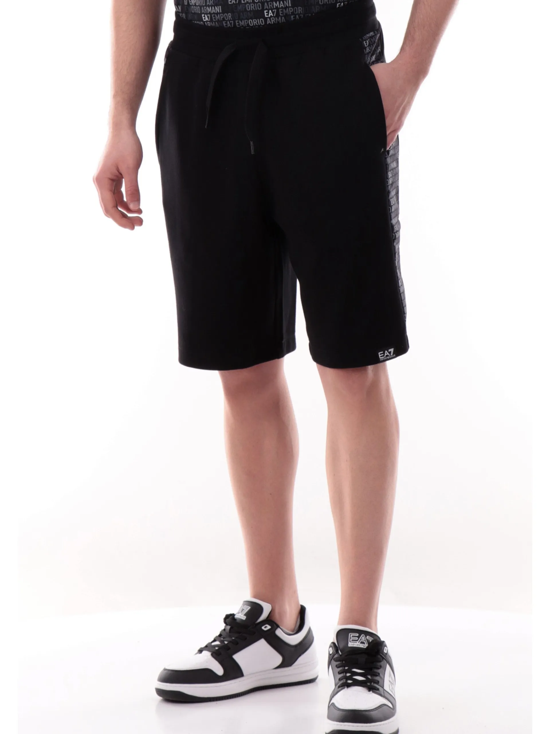 EMPORIO ARMANI 7 Bermuda*Pantaloncini Emporio Armani EA7 neri da uomo bande con logo EA7 7M000217AF12660