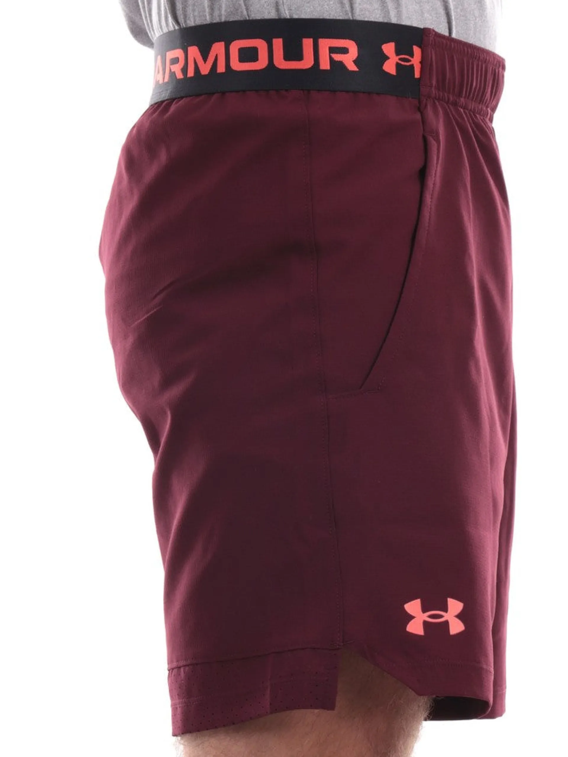 UNDER ARMOUR Bermuda*Pantaloncini bordeux da Uomo con elastico logo Vanish Woven Shorts 13737180