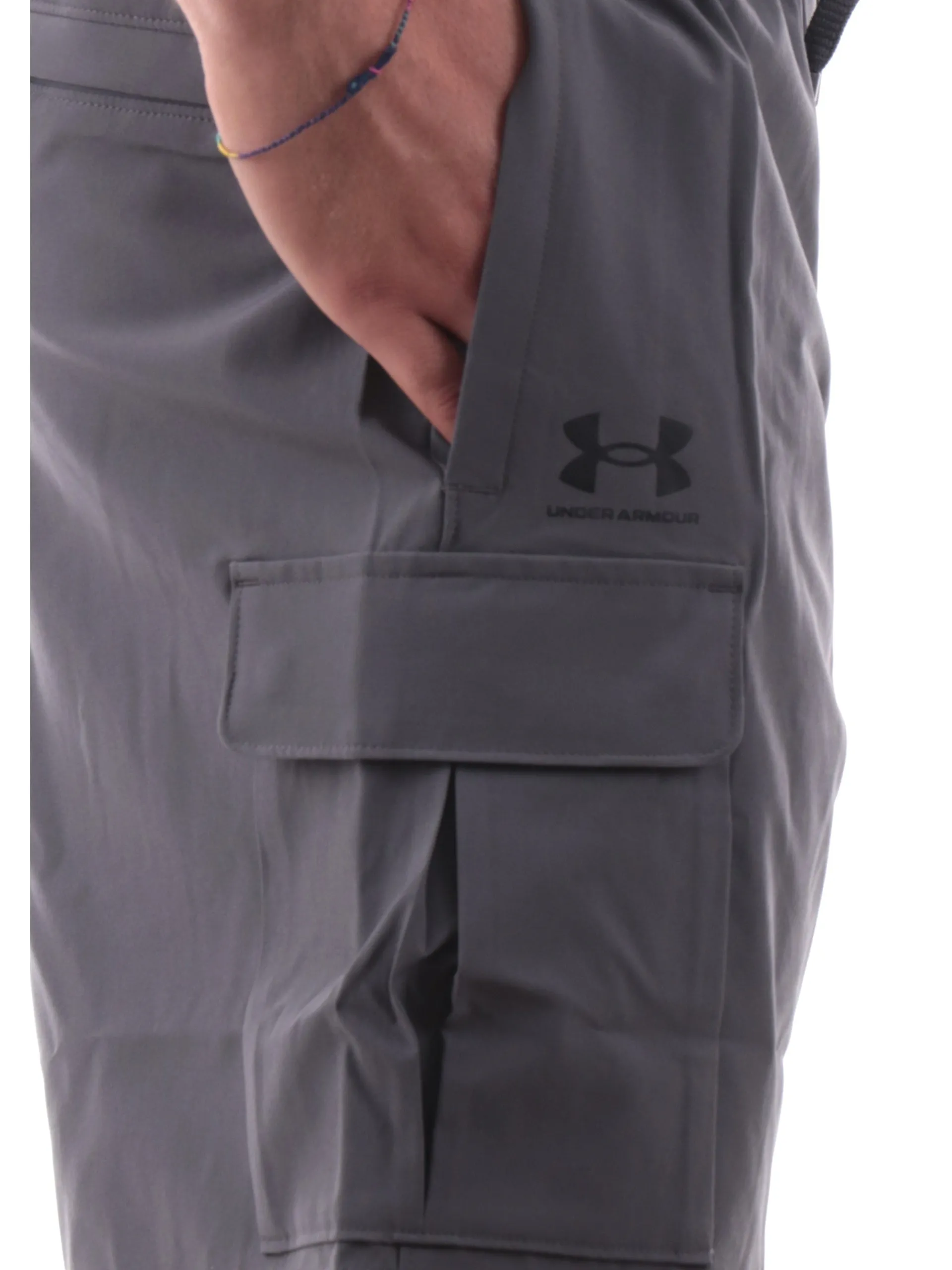 UNDER ARMOUR Bermuda*Pantaloncini cargo grigi da uomo tessuto tecnico 13865600