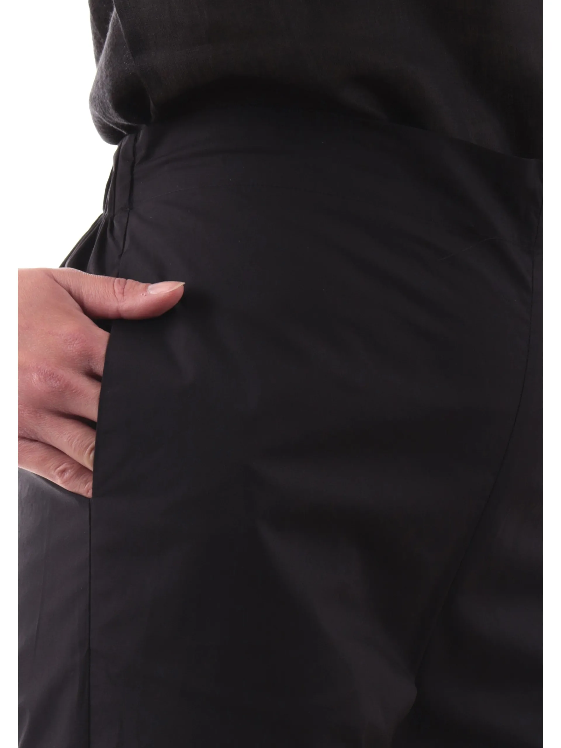 ANIS Pantaloni*Pantaloni crop Neri da donna con banda elastica 251C1260