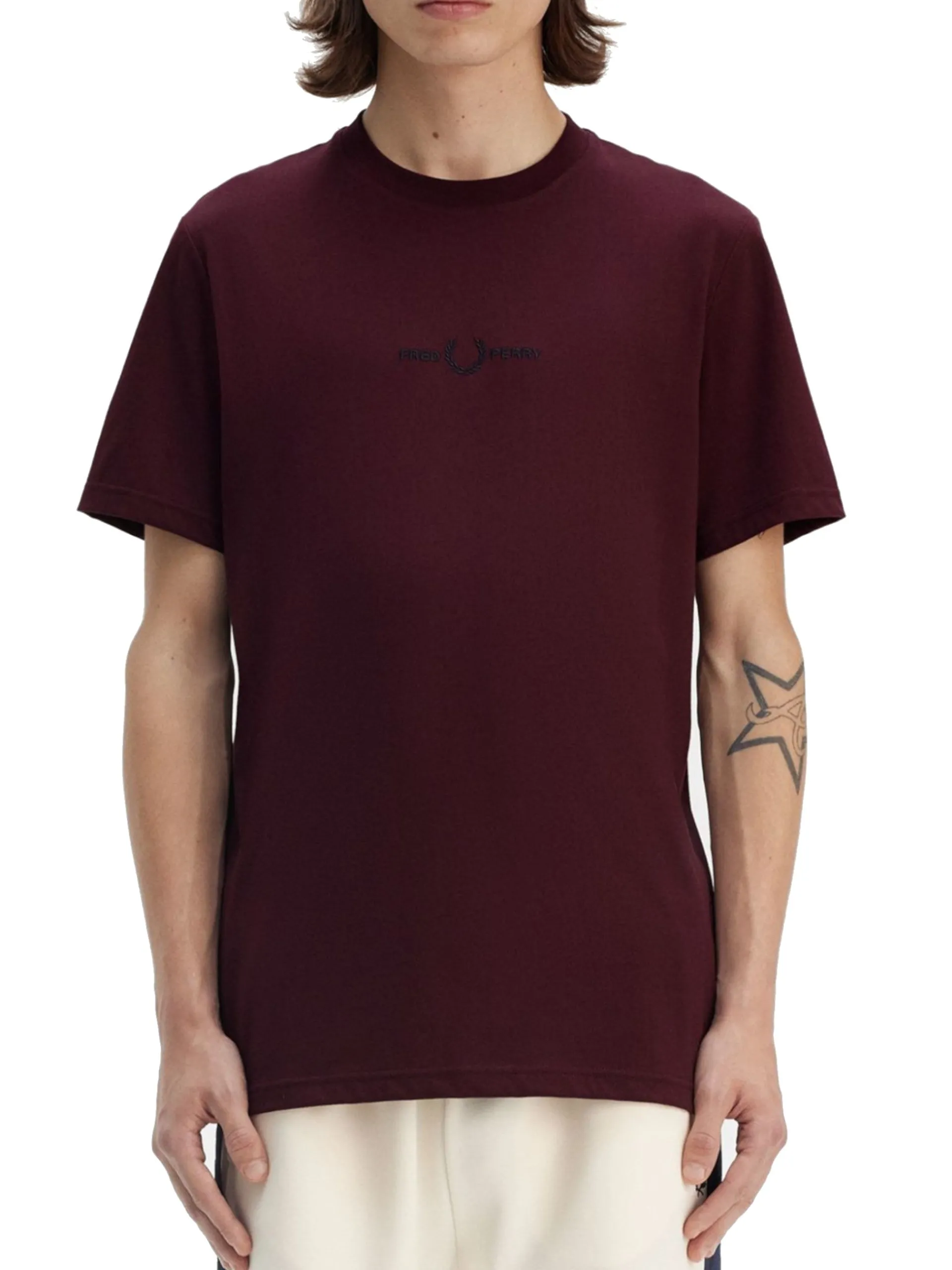 FRED PERRY T-Shirt*T-shirt bordeaux da uomo con scritta logo ricamata M4580