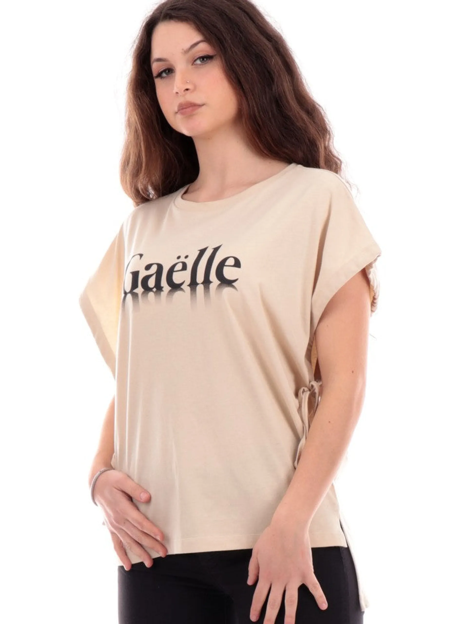 GAELLE T-Shirt*T-Shirt beige da donna asimmetrica GAABW00457