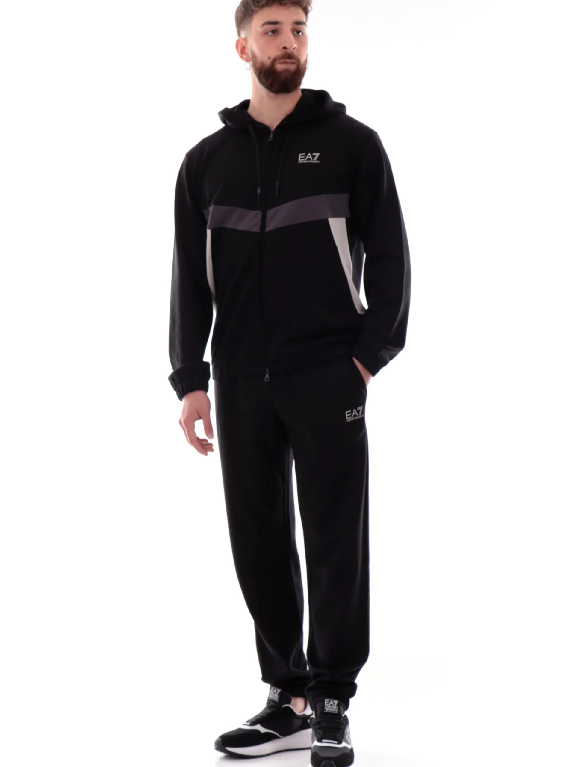 EMPORIO ARMANI 7 Tute*Tuta EA7 Emporio Armani nero con cappuccio e logo 7M000283AF12660 UC001